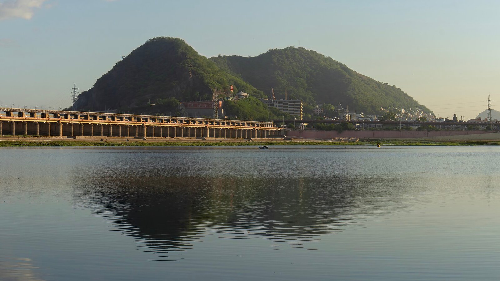 Indrakeeladri Hill rising behind Prakasam Barrage on the Krishna River, Vijayawada